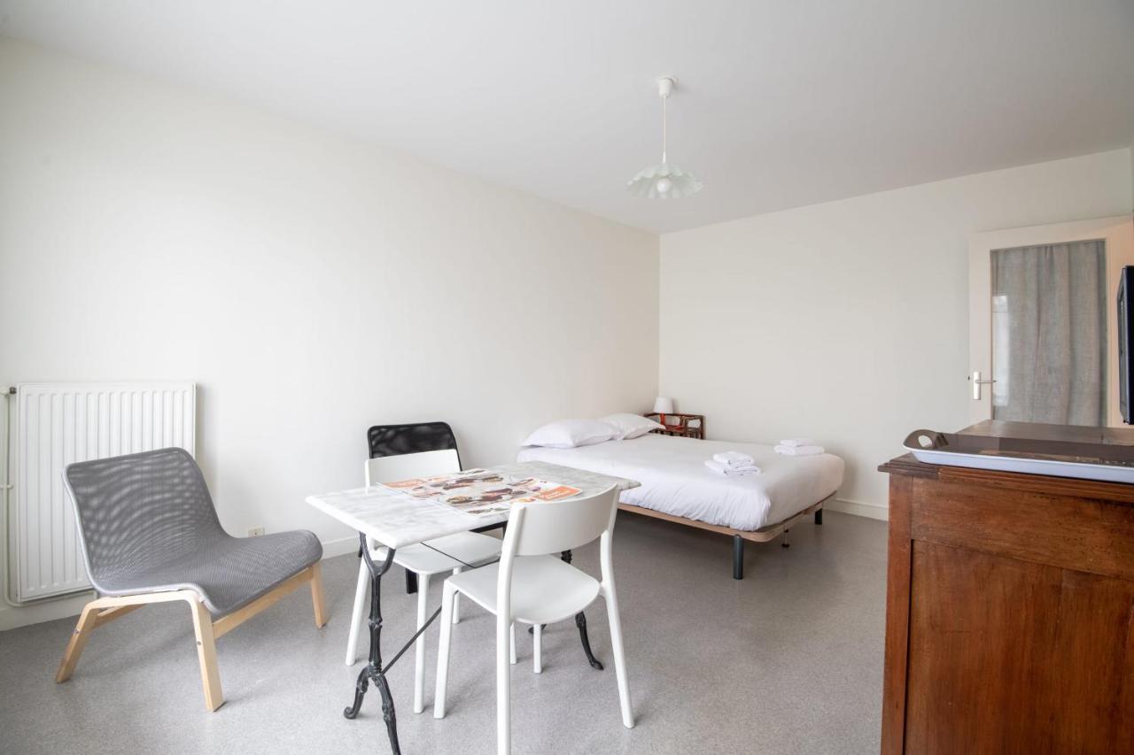 Beautiful F1 Bis In The Heights Of Tours #Private Parking Appartement Buitenkant foto