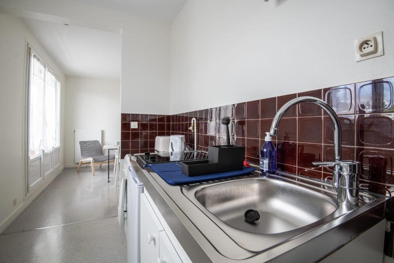 Beautiful F1 Bis In The Heights Of Tours #Private Parking Appartement Buitenkant foto